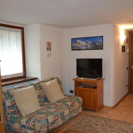 Alle Pendici Del Monte Rosa Чамполук Екстериор снимка